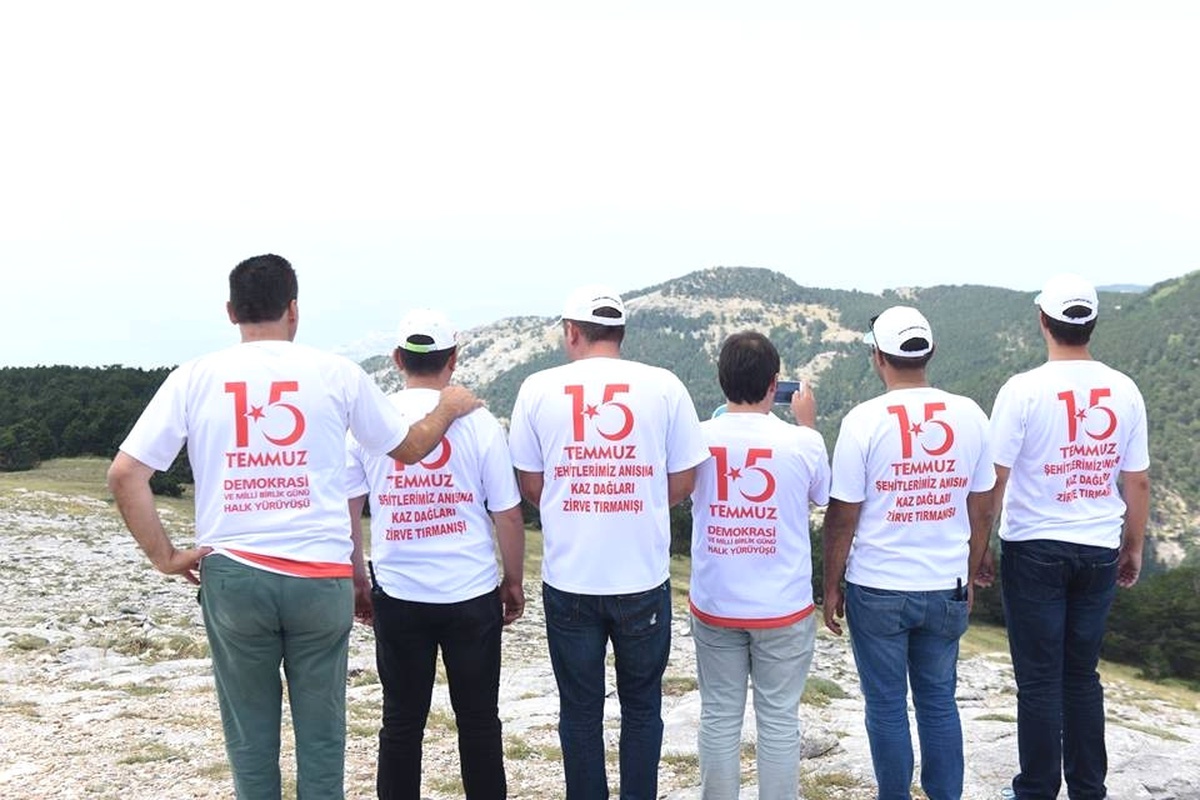 15 Temmuz Zirve Tırmanışı Yapıldı