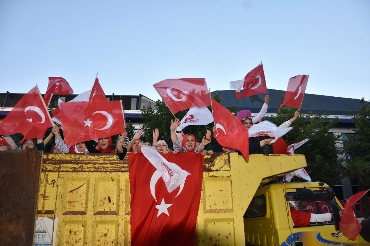15 Temmuza Kamyonu ile Adını Yazdıran Hanım Bursa\'da Unutulmadı