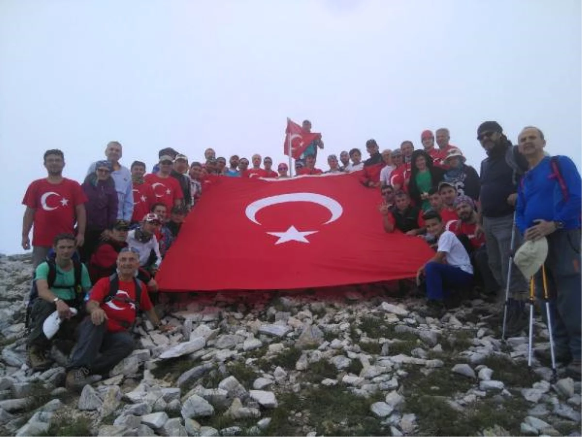 Bursa\'da 15 Temmuz Şehitleri Törenle Anıldı