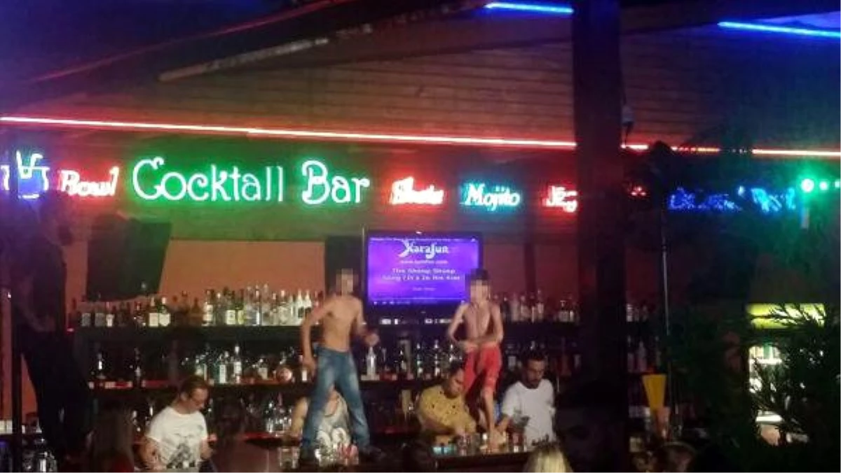 Fethiye\'de Erkek Çocuklarını Yarı Çıplak Dans Ettiren Bar Kapatıldı