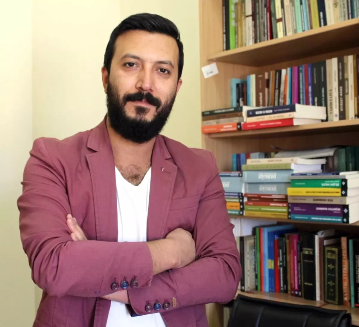 Doç. Dr. Bolat: 15 Temmuz Ne \'Alternatiftir\' Ne de \'Tarihin Yeniden Yazılması\'