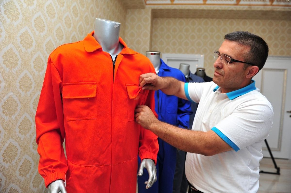 Fetö\'cüler İçin Tulum Tasarladı