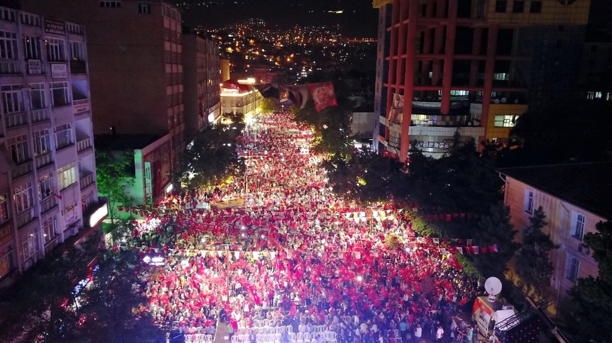 Kahramanmaraş\'ta 15 Temmuz Milli Birlik Yürüyüşü Düzenlendi
