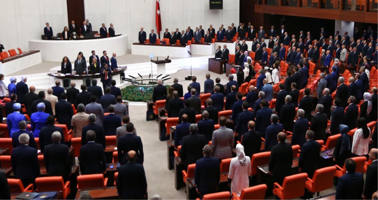 Meclis Başkanı Anlattı! AK Partili ve CHP\'li Vekil Arasında "Milli Görüş" Diyaloğu