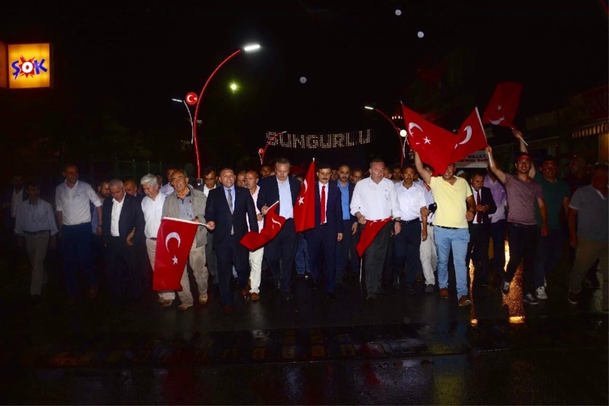 Milli Birlik Yürüyüşü\'ne Binler Katıldı