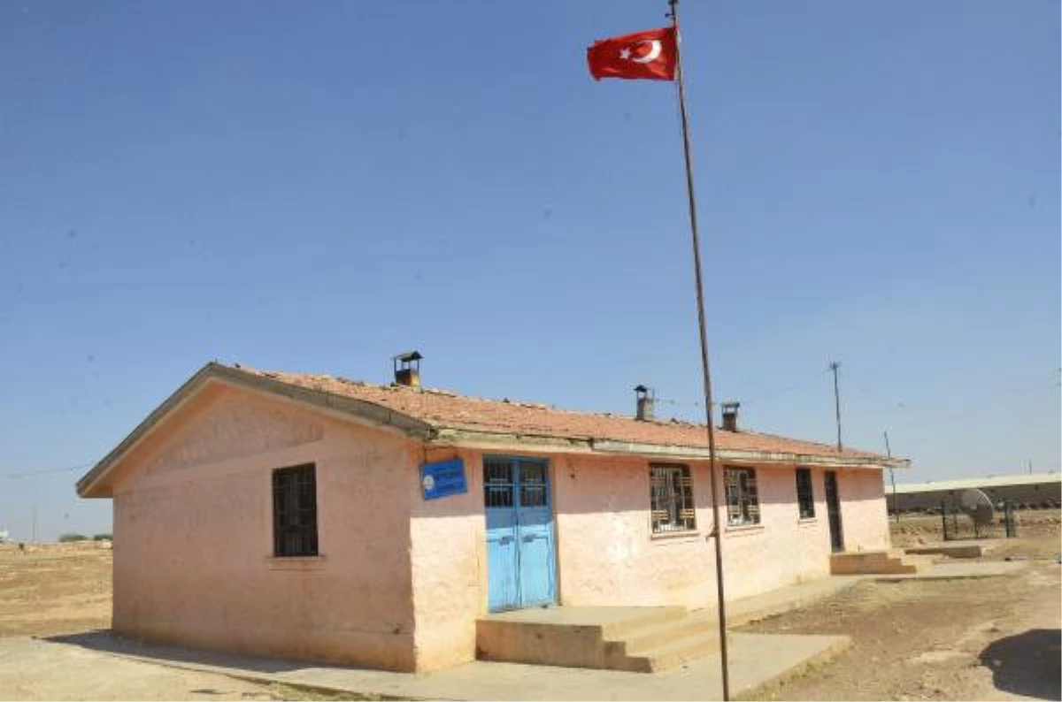 Pülümür Çayı\'nda Bulunan Ceset, PKK\'nın Kaçırdığı Öğretmene Ait Çıktı (2)