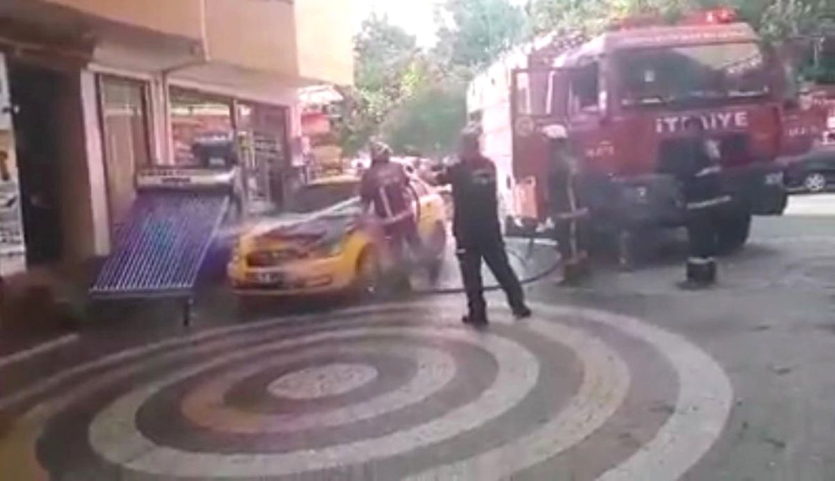 Sakarya\'da Araç Yangını