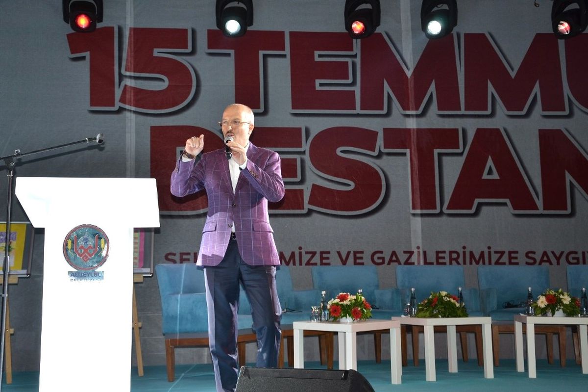 Şehitler 15 Temmuz Anıtı Önünde Anıldı