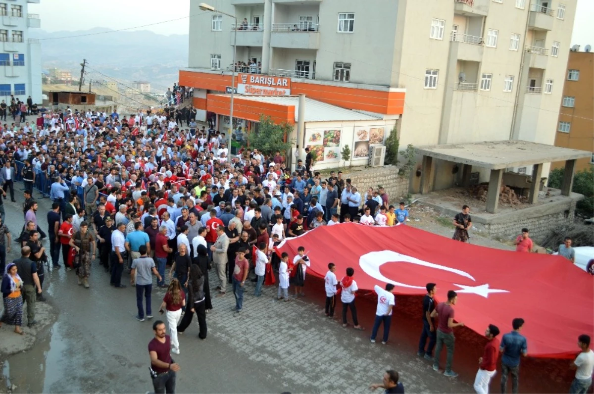 Şırnak\'ta 15 Temmuz Demokrasi Yürüyüşü Yapıldı