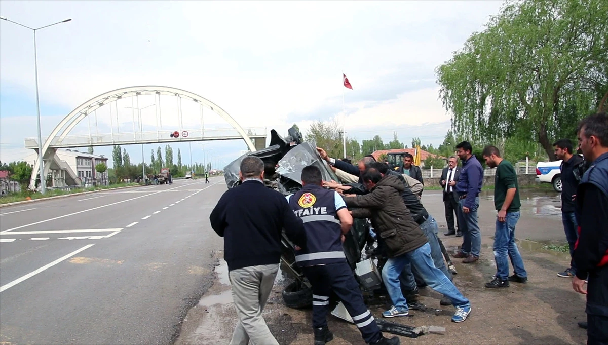 Sivas\'ta Trafik Kazaları: 6 Yaralı