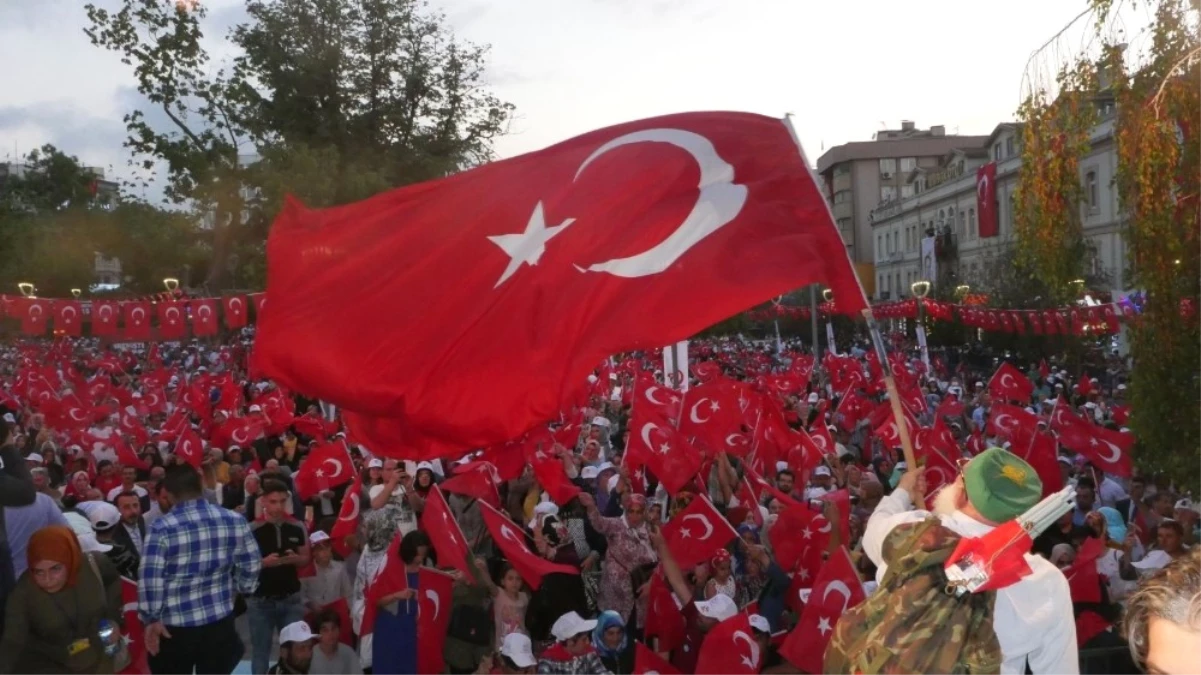 Trabzon\'da 15 Temmuz Yürüyüşü