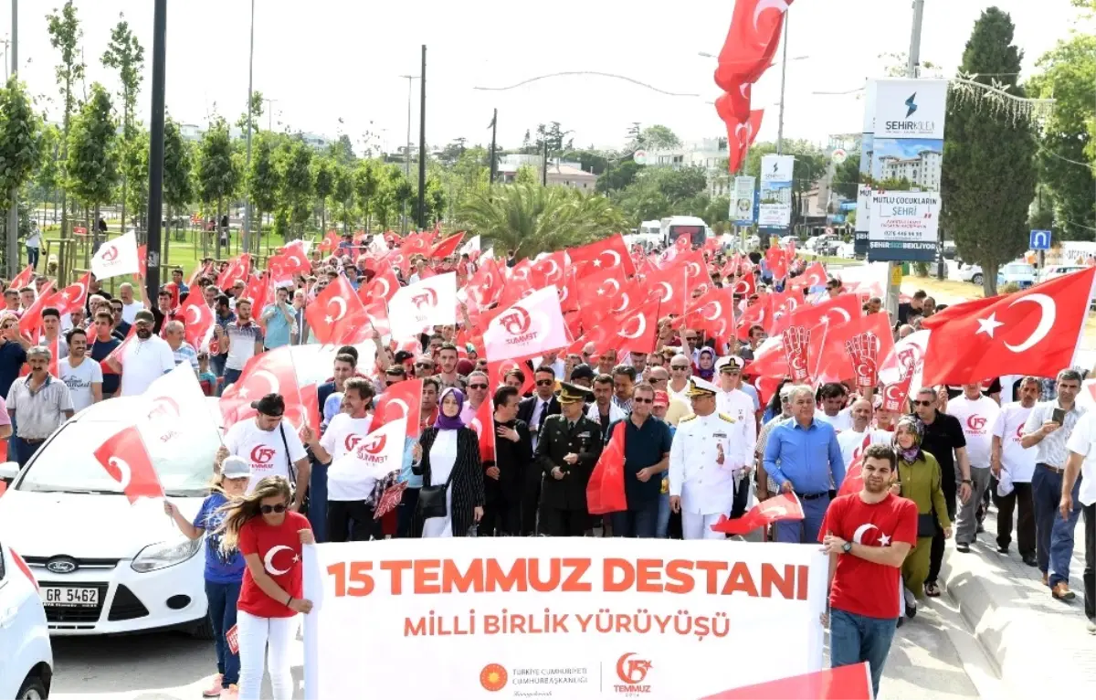 Tuzla Halkı, Milli Birlik Yürüyüşünde Bir Kez Daha Kenetlendi