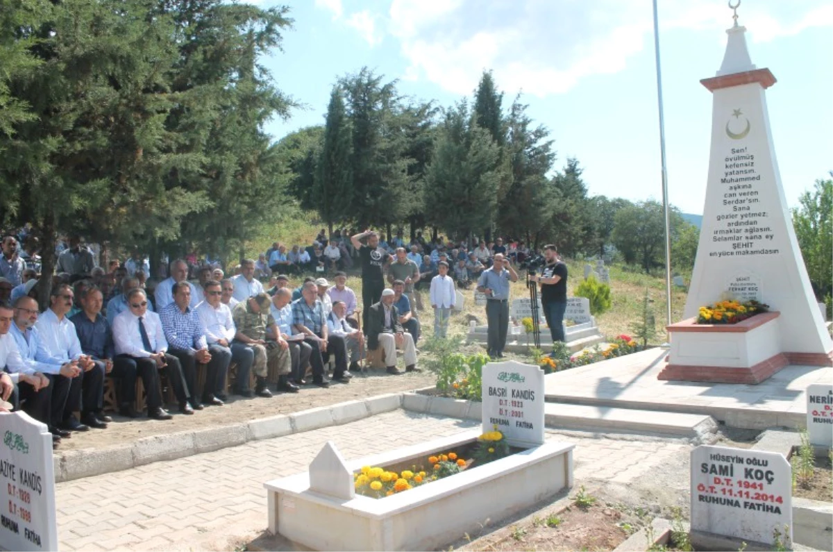 15 Temmuz Şehidinin Anıt Mezarı Törenle Açıldı