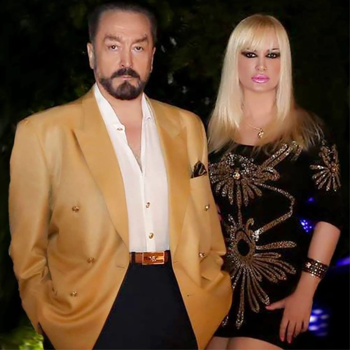 Adnan Oktar\'ın Kediciğinden 15 Temmuz Paylaşımı: İngiliz Derin Devleti Dikkatlice Baksın