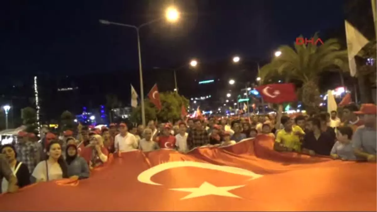 Alanya\'da Demokrasi Nöbeti