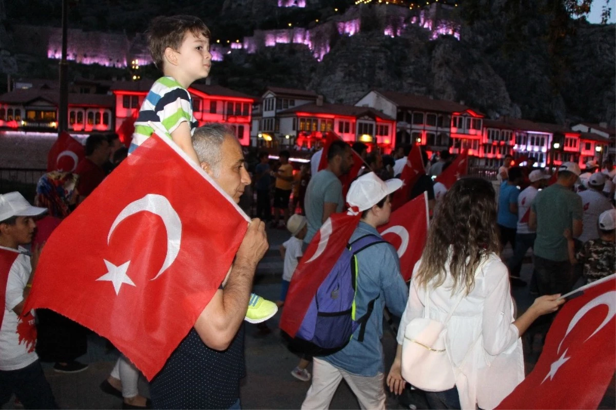 Amasya\'da Demokrasi Nöbeti Başladı