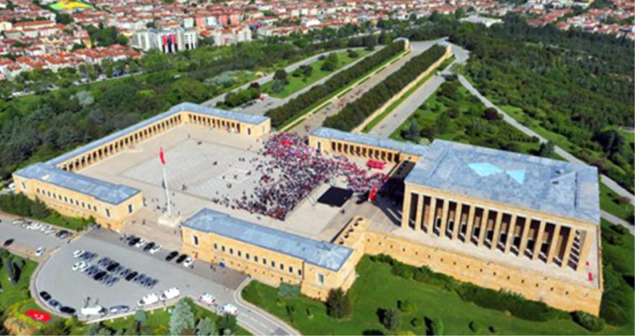 Ankara Büyükşehir Belediyesi, Anıtkabir\'in İmara Açılacağı İddialarını Yalanlandı