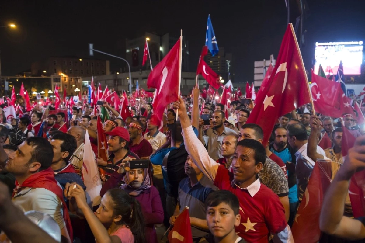 Ankara Büyükşehir Belediyesinden "15 Temmuz Yürüyüşü"