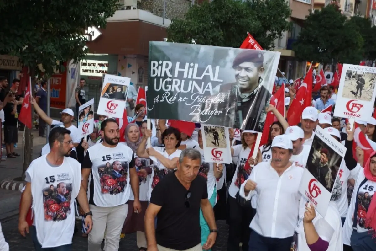 Aydınlılar 15 Temmuz Etkinliklerine Yoğun İlgi Gösterdi