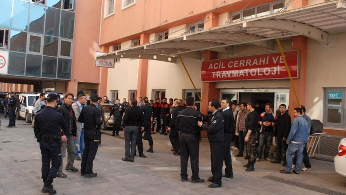 Batman\'da Silahlı Kavga: 6 Yaralı