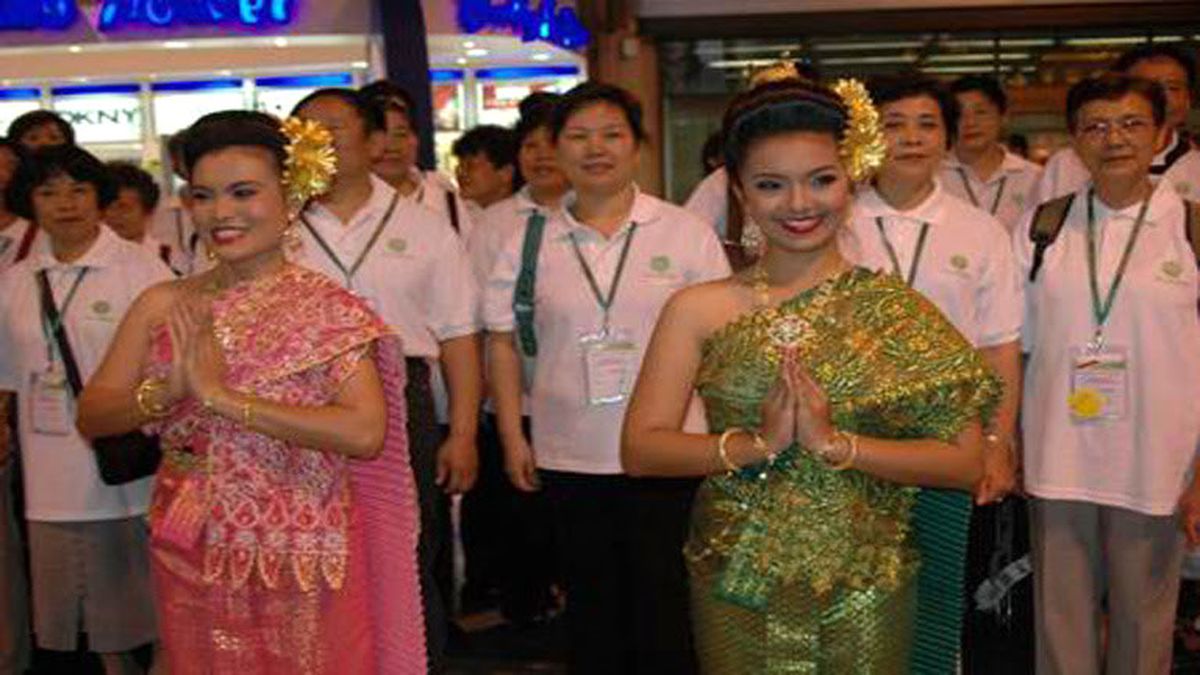 Çinli Turistler Tayland\'da 6 Ayda 7 Milyar Dolar Harcadı