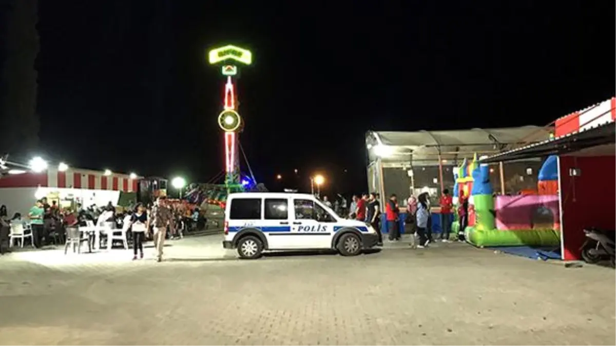 Dha Yurt - Lunaparkta Oyun Treni Devrildi: 1 Ölü, 3 Yaralı