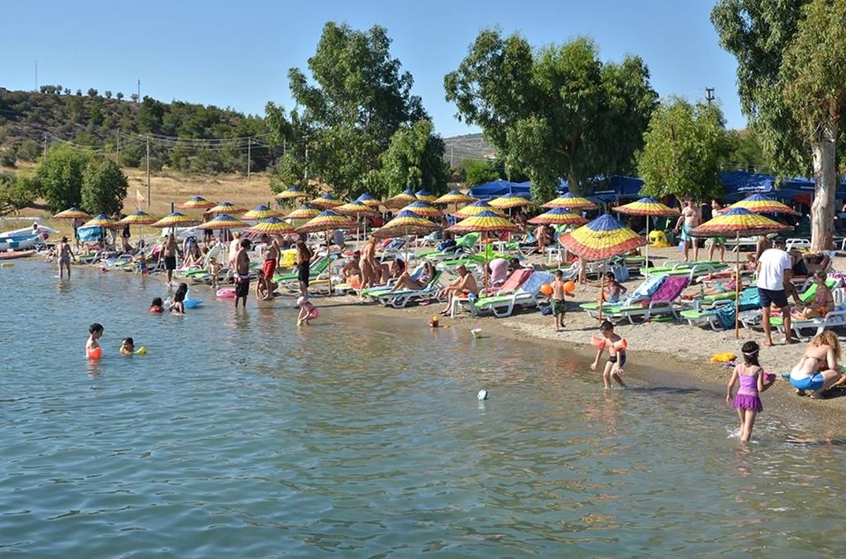 Foça\'da Yaz Hareketliliği