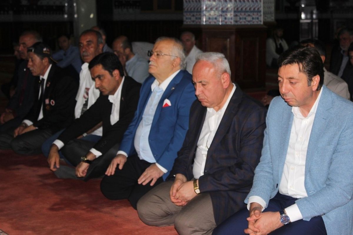Hoca Ahmet Yesevi Camii\'nde Çorba İkram Edildi