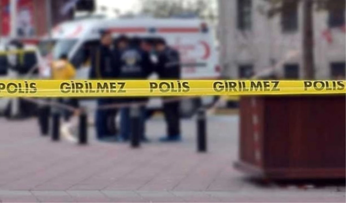 İstanbul\'da Kafede Silahlı Saldırı