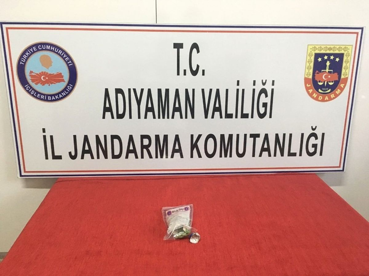 Jandarma Ekiplerince Esrar Maddesi Ele Geçirildi