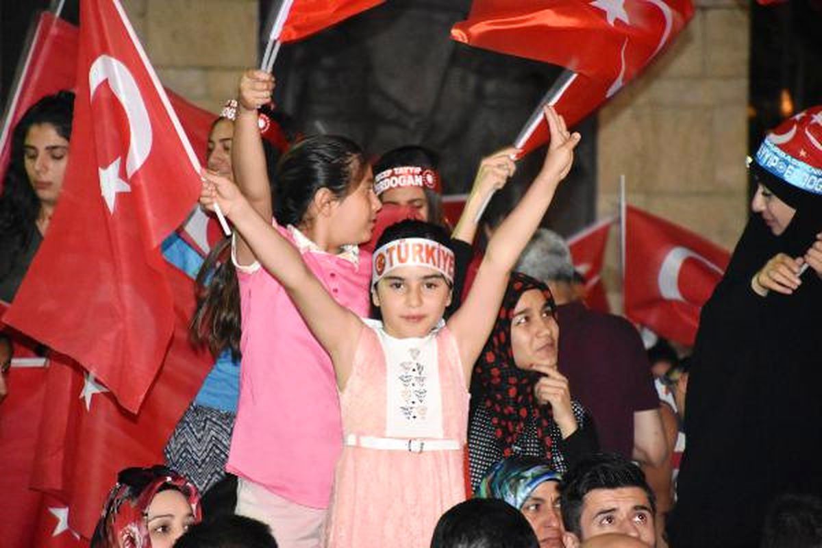 Malatya\'da 15 Temmuz On Binlerle Anıldı