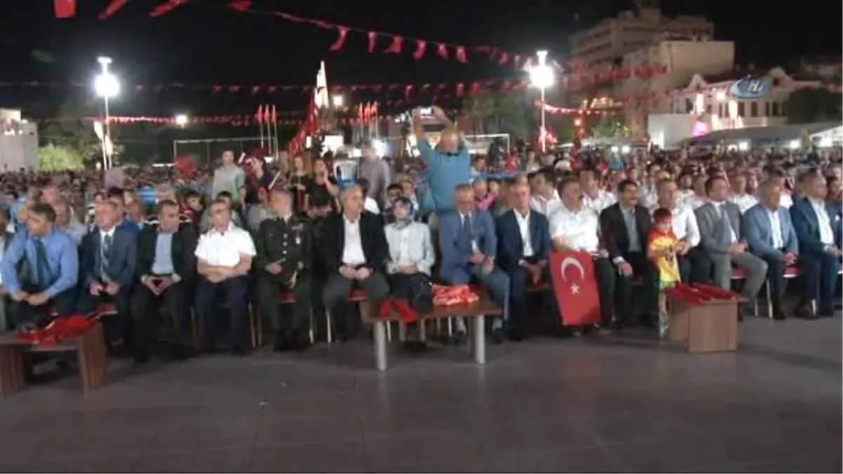 Manisa\'da 15 Temmuz Şehitleri Dualarla Anıldı