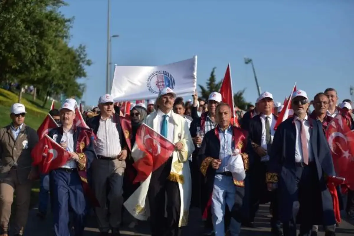 Sağlık Bilimleri Üniversitesi Rektörü Prof.dr. Cevdet Erdöl"Şehitlerimiz Asla ve Asla Bu Millet...