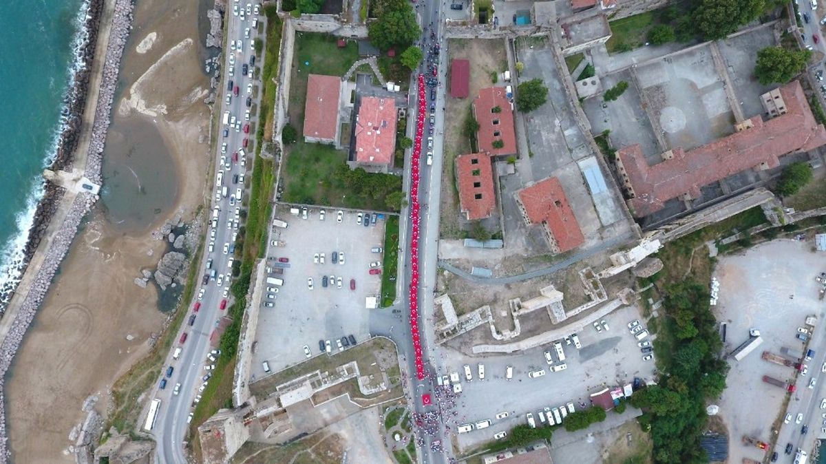 Sinop\'ta 15 Temmuz Yürüyüşü