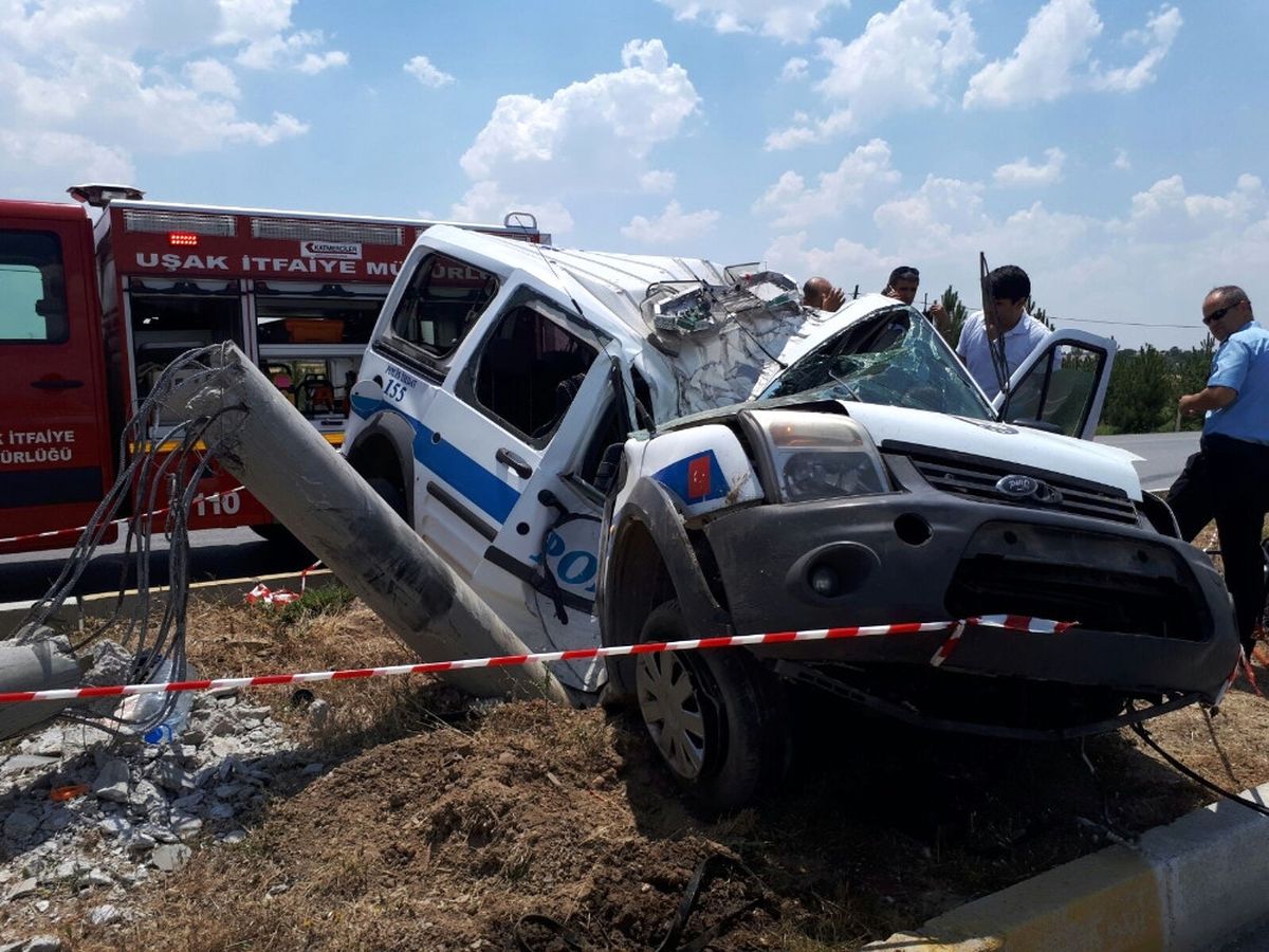 Uşak\'ta Kaza Geçiren Polis Şehit Oldu