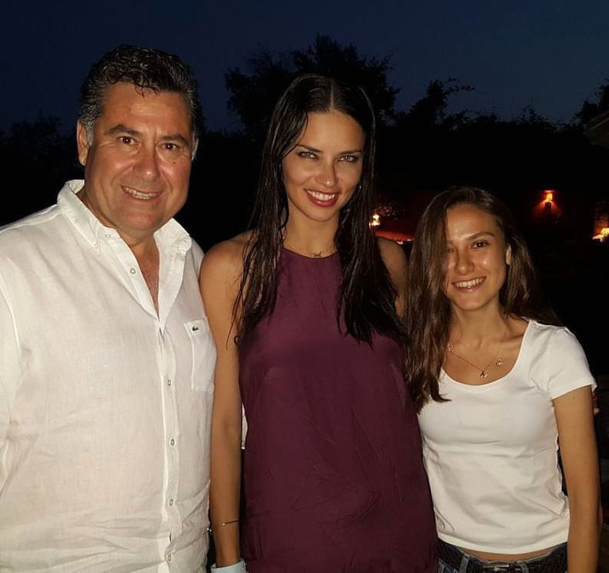 Adriana Lima Bodrum\'a Hayran Kaldı