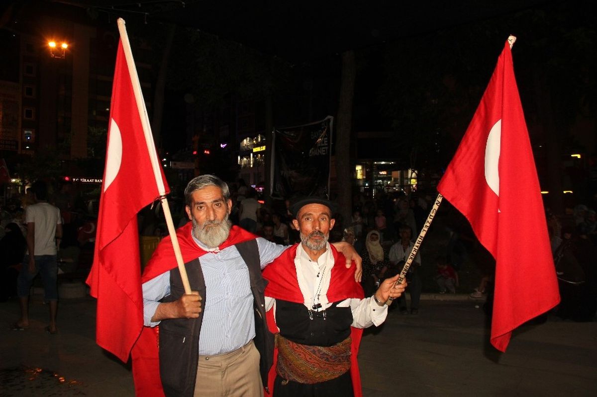 Elazığ\'da Demokrasi Nöbeti Sona Erdi
