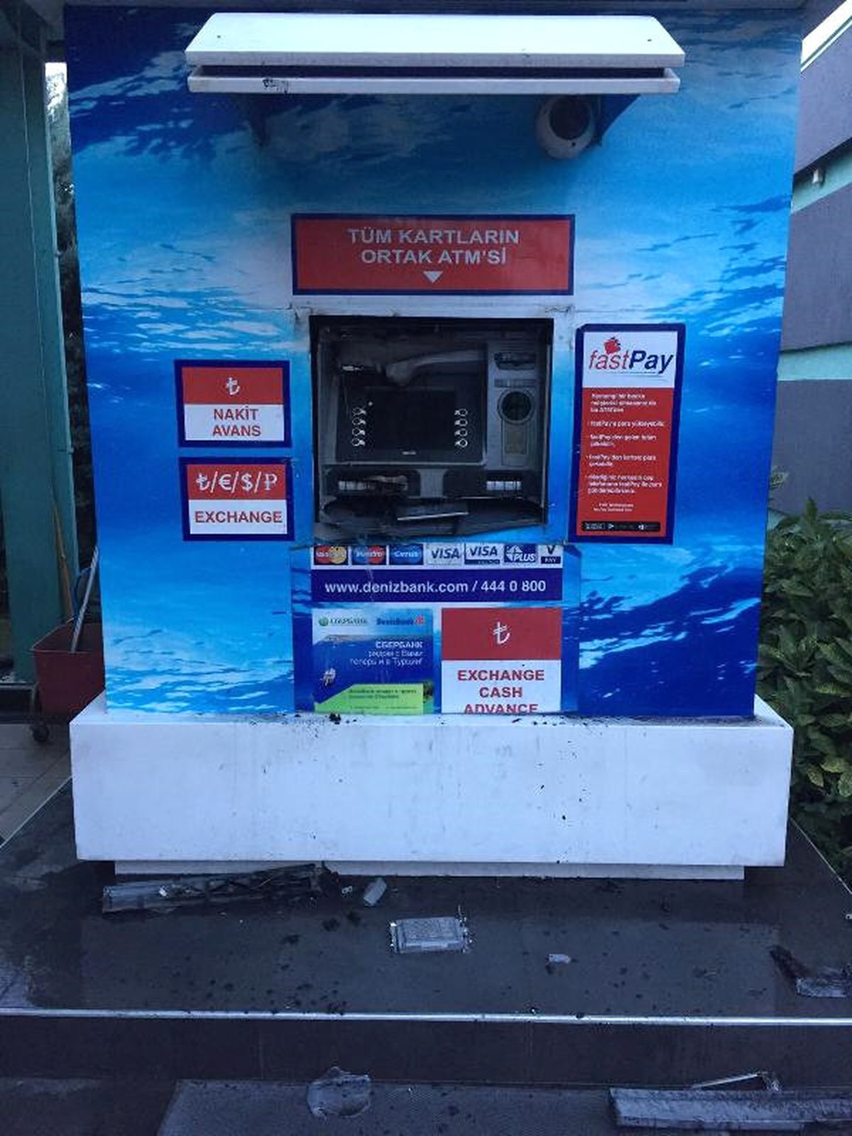 Havalimanı Apronunda Atm Cihazı Yandı Yandı