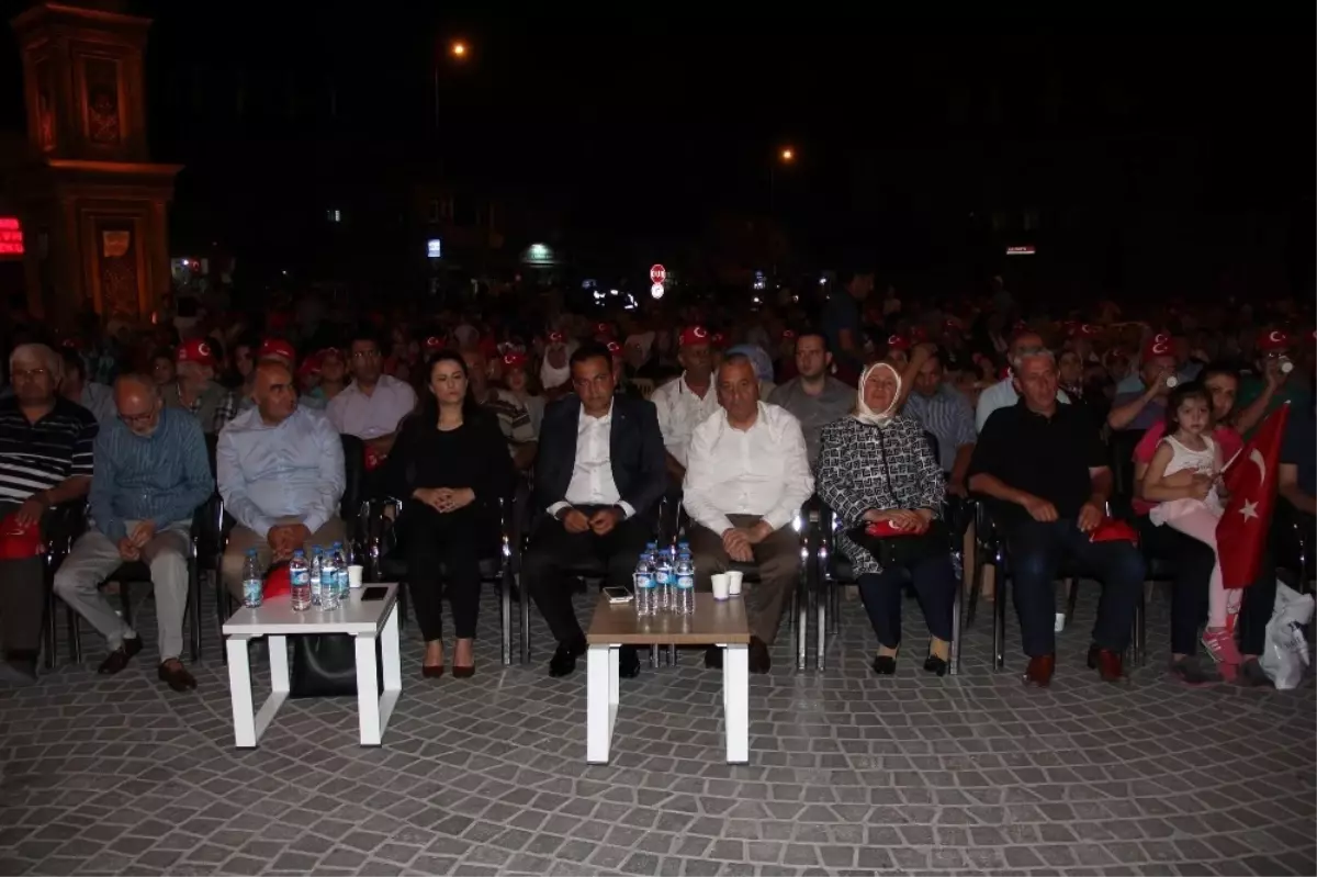 İncesu Halkı 15 Temmuz Demokrasi Nöbetinde Meydanları Doldurdu