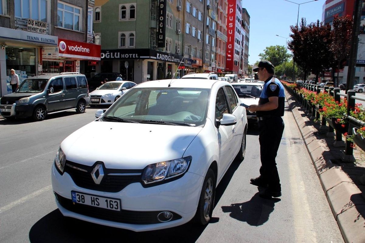 Tdp\'den Sürücülere Broşürlü \'Dilenci\' Uyarısı