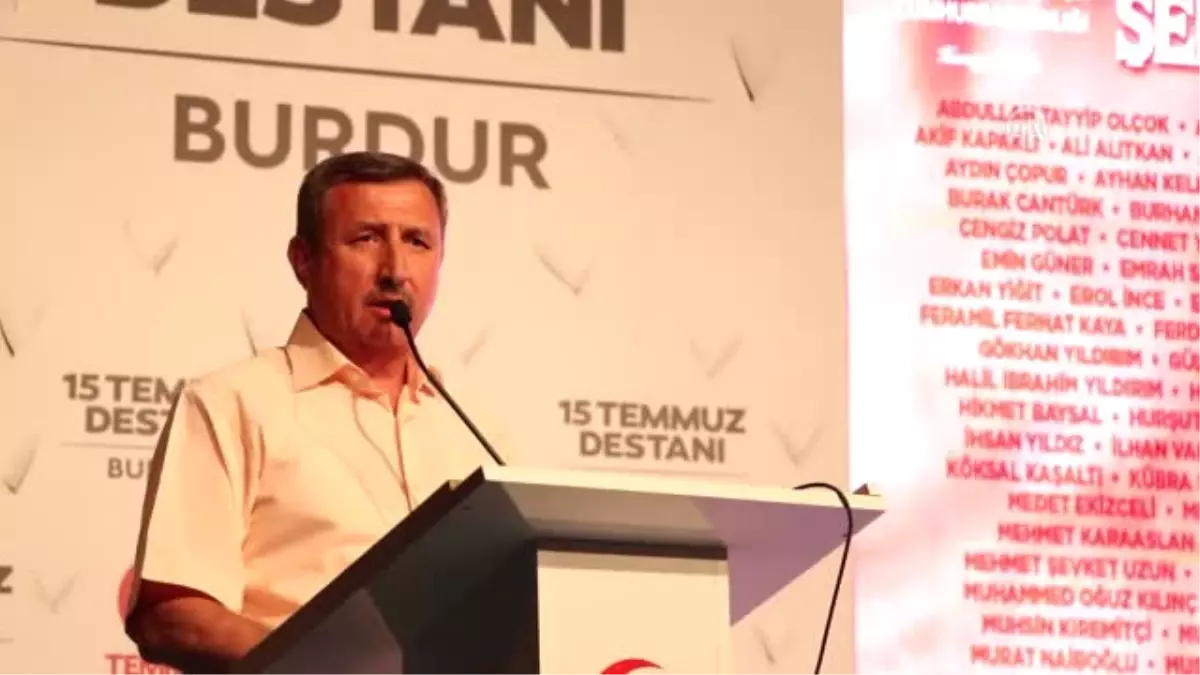 Vatandaşlar Demokrasi Nöbetine Devam Etti