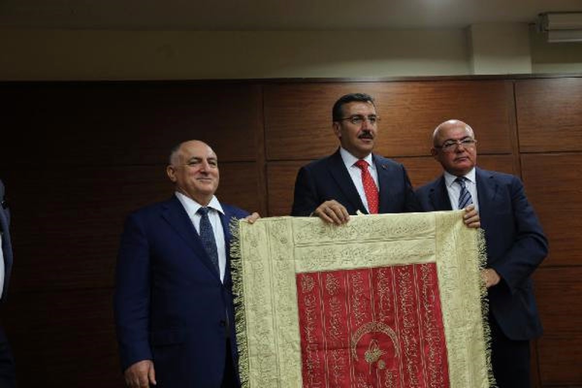 Bakan Tüfenkci, Bakü\'de İşadamlarıyla Buluştu