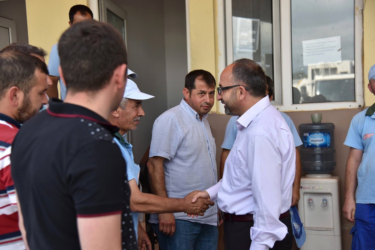 Başkan Üzülmez\'den Köseköy Belediye Garajına Ziyaret