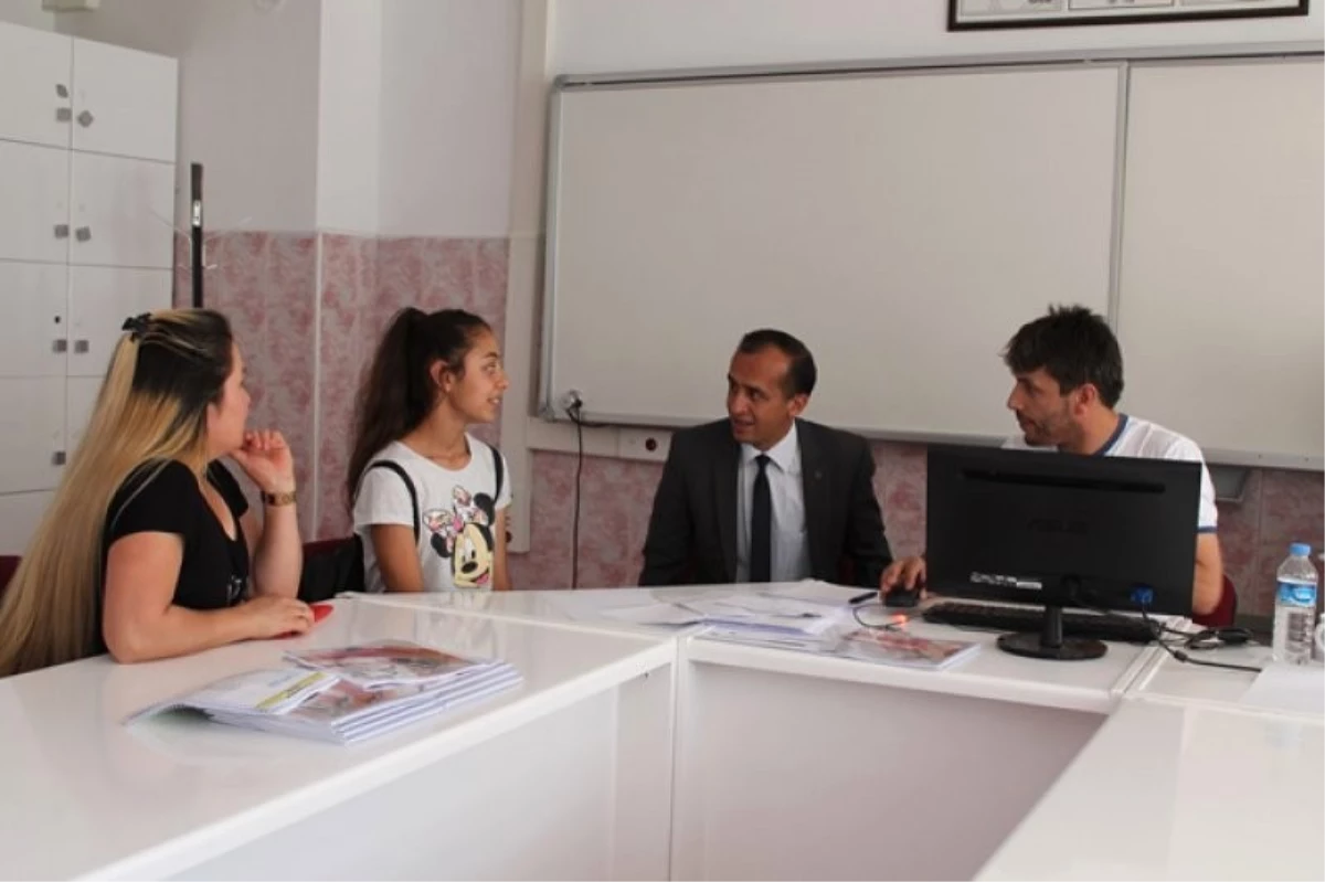 Eryiğit, Öğrencilerin Sungurlu\'daki Okulları Tercih Etmelerini İstedi