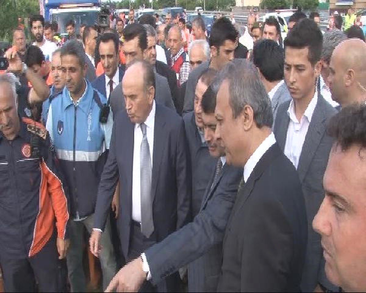 İstanbul Valisi Şahin ve İbb Başkanı Topbaş Gümüşyaka\'da İncelemelerde Bulundu