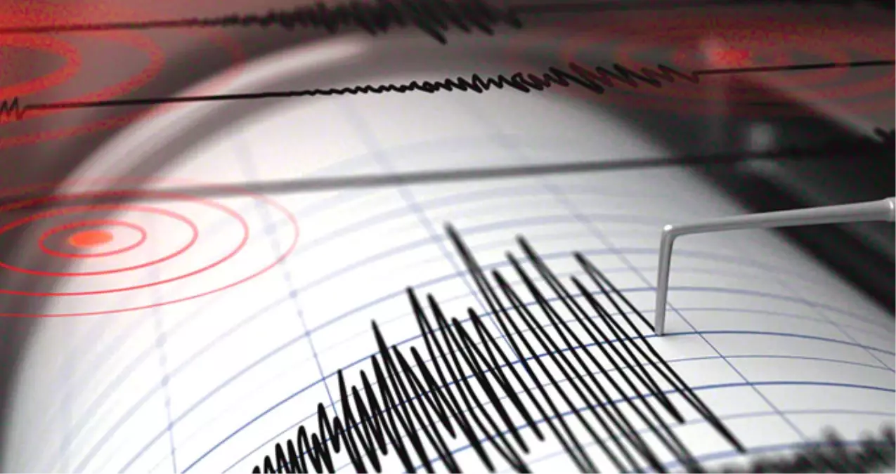 Manisa\'da 4 Şiddetinde Deprem Meydana Geldi