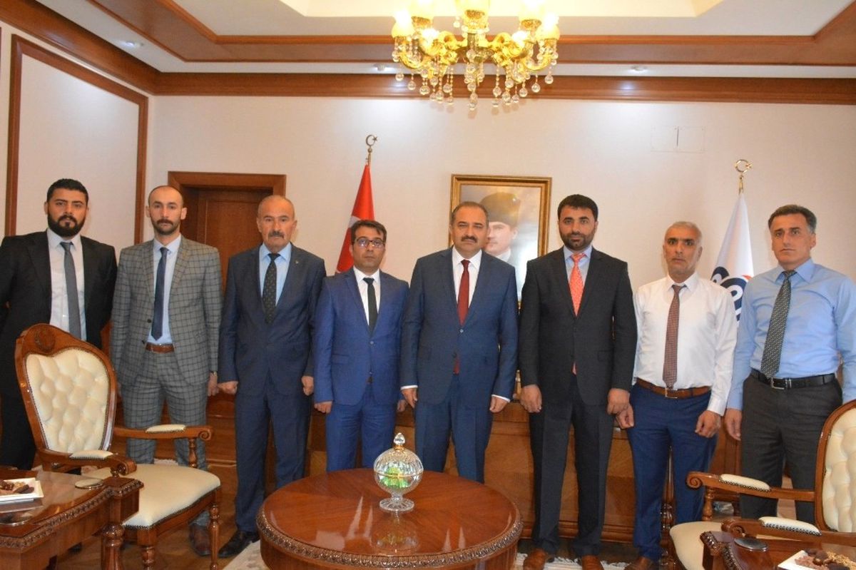 MHP İl Başkanı Kalı\'dan Vali Kaban\'a Hayırlı Olsun Ziyareti