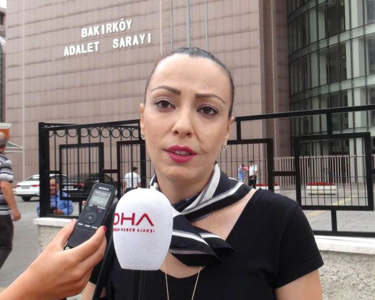 O Cani"Nin Eşi Boşanma Davası Açtı