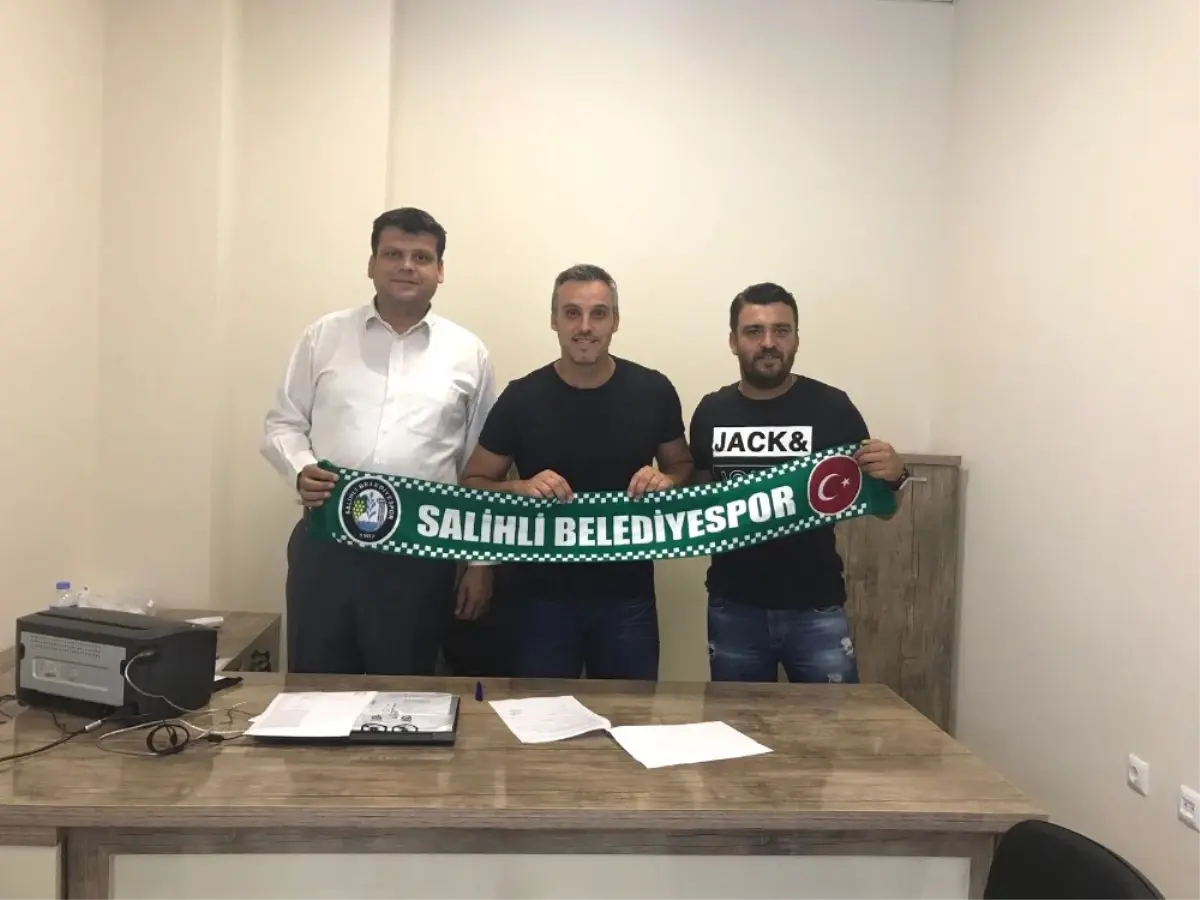 Salihli Belediyespor\'a Yeni Kaleci