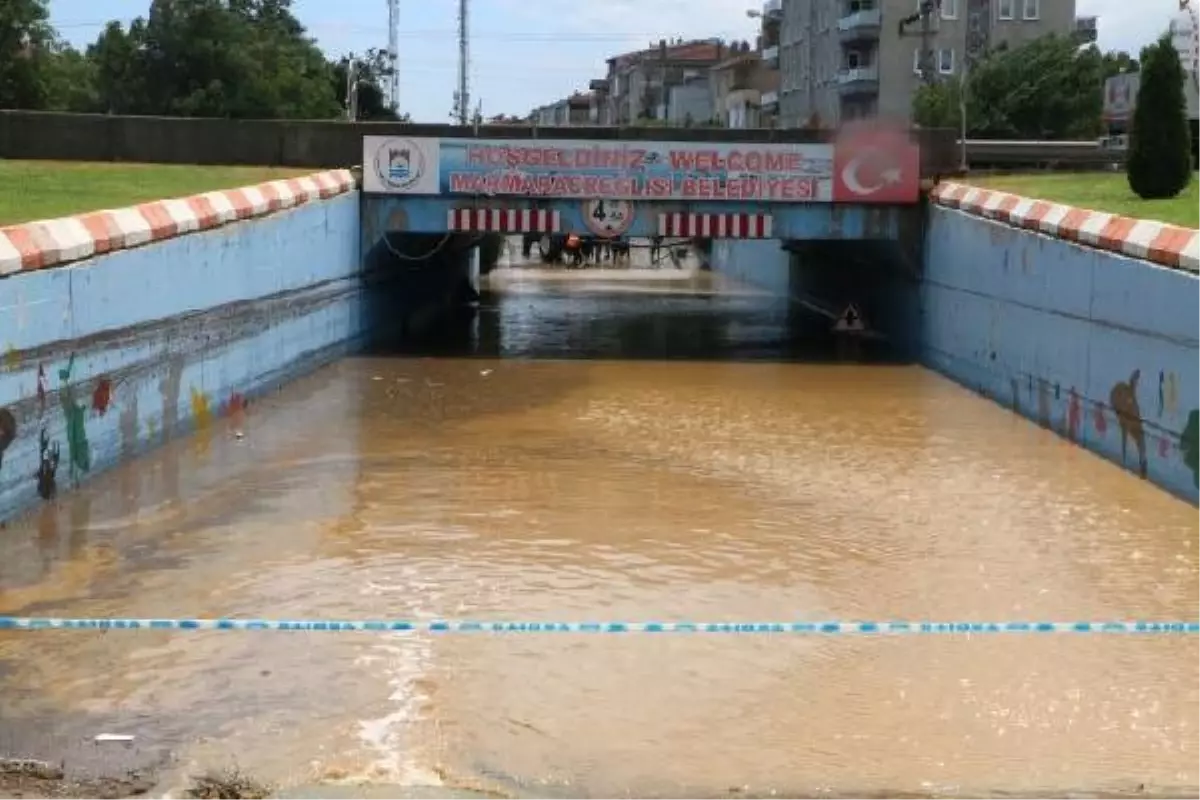 Trakya\'da Sağanak Yağış Etkili Oldu (3)